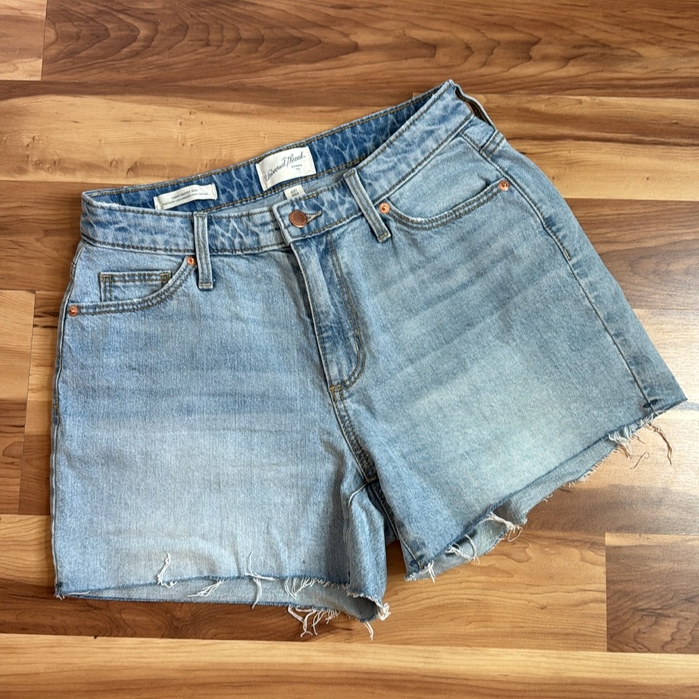 Universal Thread Blue Denim Shorts Mid-Rise Casual